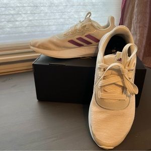Excellent condition Adidas Edge-Lux sneakers